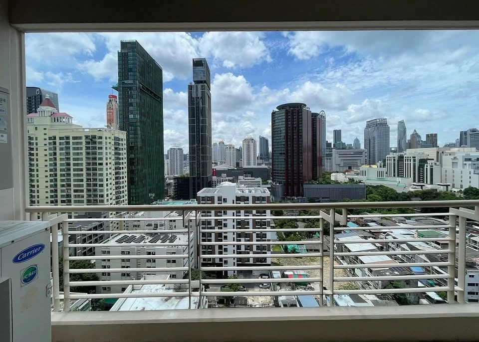 ขาย  คอนโด บ้านกลางกรุง-สยามปทุมวัน  ห้องพร้อมอยู่ 3 ห้องนอน อยู่ได้เป็นครอบครัว จองเลยอย่าพลาด!!!