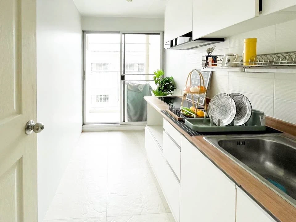 ขาย คอนโด ยู ดีไลท์ แอท ห้วยขวาง สเตชั่น ห้องพร้อมอยู่ เฟอร์พร้อม ห้องกว้างขวางอยู่สบาย รีบจองเลย