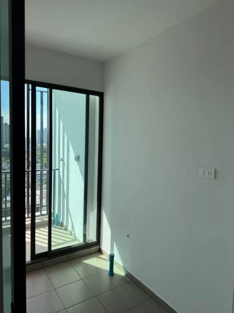 ขาย คอนโด รีเจ้นท์ โฮม วุฒากาศ ห้องใหม่สภาพดี ซื้อเลย!!