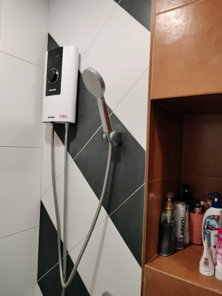 ขาย คอนโด เดอะ เบส สะพานใหม่ เรียบหรูดูโปร!!