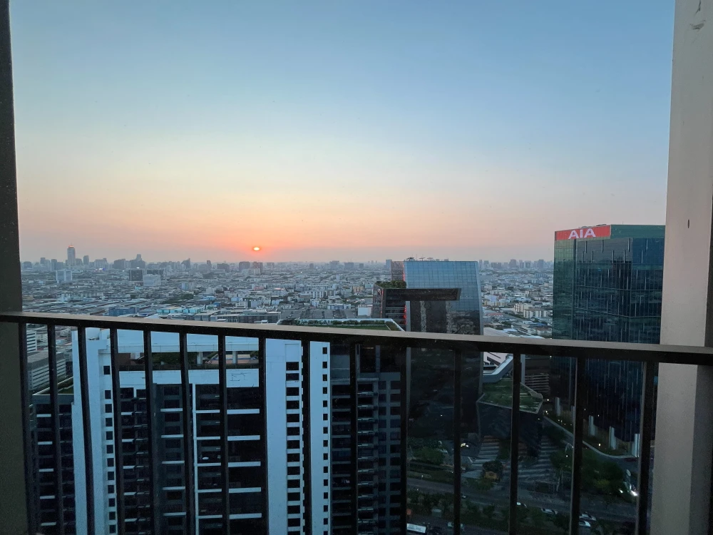 ขาย!! คอนโด โนเบิล รีวอลฟ์ รัชดา 2 ทำเลดีติด MRT ศูนย์วัฒนธรรมฯ 80 ม.ตกแต่งใหม่ สวยมาก วิวดี ห้ามพลาด!!