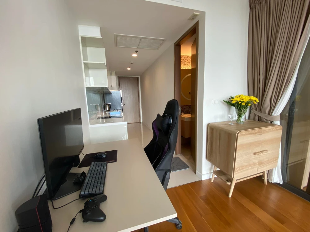 ขาย  คอนโด ไบร์ท วงเวียนใหญ่ ห้องชั้นสูง พร้อมอยู่ เฟอร์พร้อม ห้องกว้างขวางอยู่สบาย จองเลย