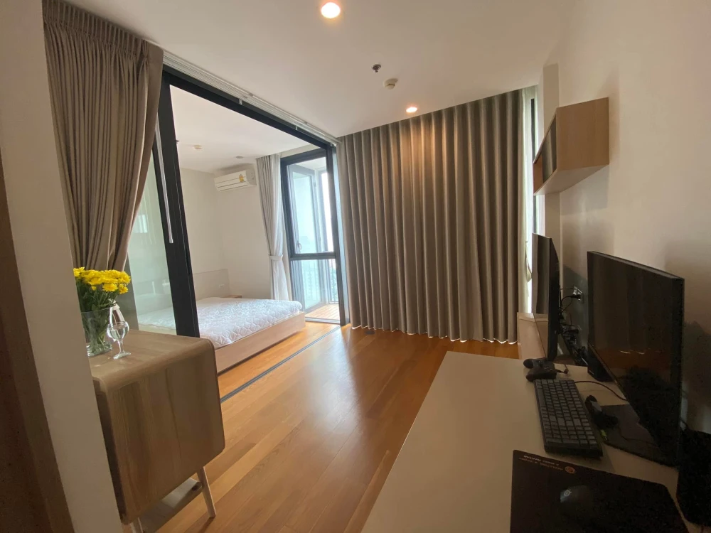 ขาย  คอนโด ไบร์ท วงเวียนใหญ่ ห้องชั้นสูง พร้อมอยู่ เฟอร์พร้อม ห้องกว้างขวางอยู่สบาย จองเลย