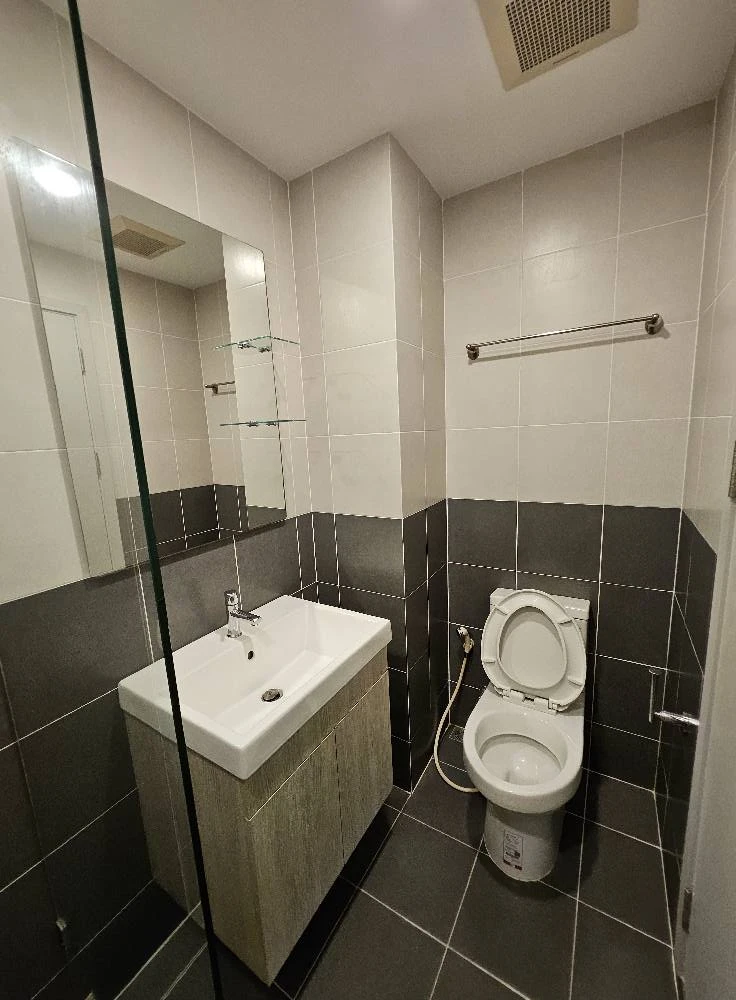 ขาย คอนโด ไอดีโอ โมบิ จรัญ อินเตอร์เชนจ์  ห้องชั้นสูง พร้อมอยู่ เฟอร์พร้อม จองเลย