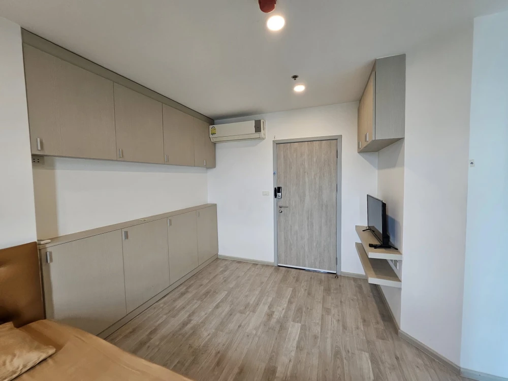 ขาย คอนโด ไอดีโอ โมบิ จรัญ อินเตอร์เชนจ์  ห้องชั้นสูง พร้อมอยู่ เฟอร์พร้อม จองเลย