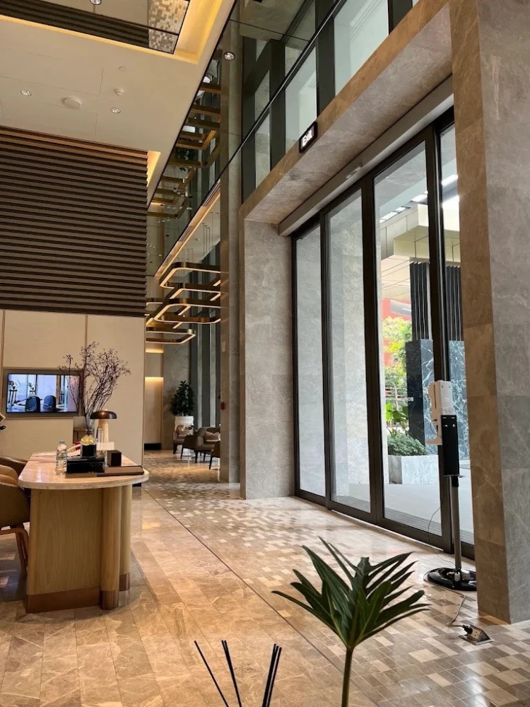 ขาย คอนโด 28 ชิดลม | Rare Corner Unit วิวโล่ง