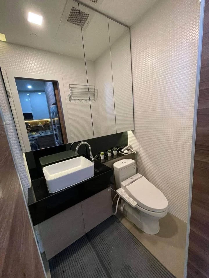 ขาย คอนโด Ashton Silom ชั้งสูงวิวเมืองสวยมาก ห้องแต่งครบ พร้อมเฟอร์นิเจอร์ครบ! รีบจองห้ามพลาด!!