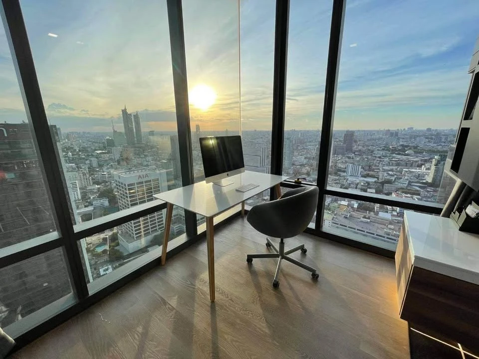 ขาย คอนโด Ashton Silom ชั้งสูงวิวเมืองสวยมาก ห้องแต่งครบ พร้อมเฟอร์นิเจอร์ครบ! รีบจองห้ามพลาด!!