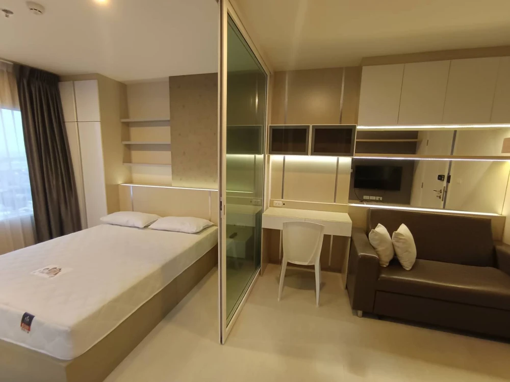 ขาย คอนโด Aspire Erawan  ห้องพร้อมอยู่ ชั้นสูง วิวสวย เฟอร์พร้อม จองเลย+++