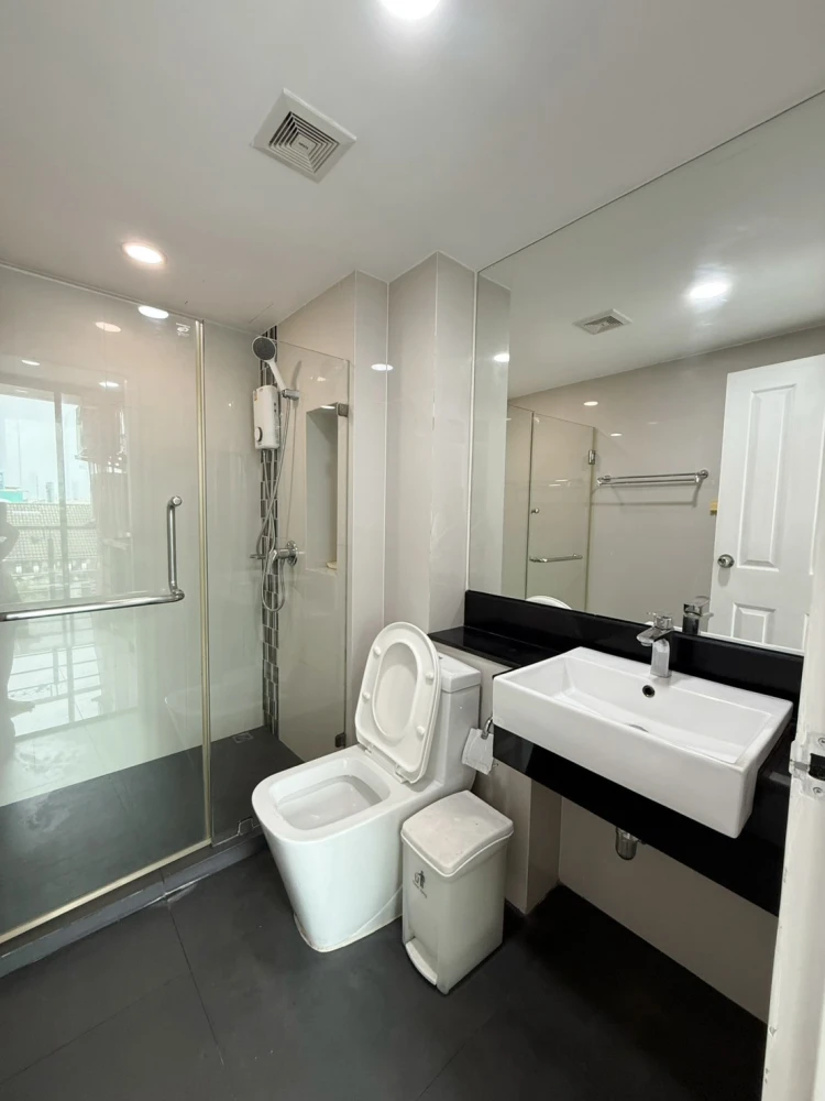 ขาย คอนโด Chateau In Town สุขุมวิท 64/1 ห้องเปล่า ครัวแยกเป็นสัดส่วน  ชั้น 5 โปร่ง โล่ง สบาย จองเลย