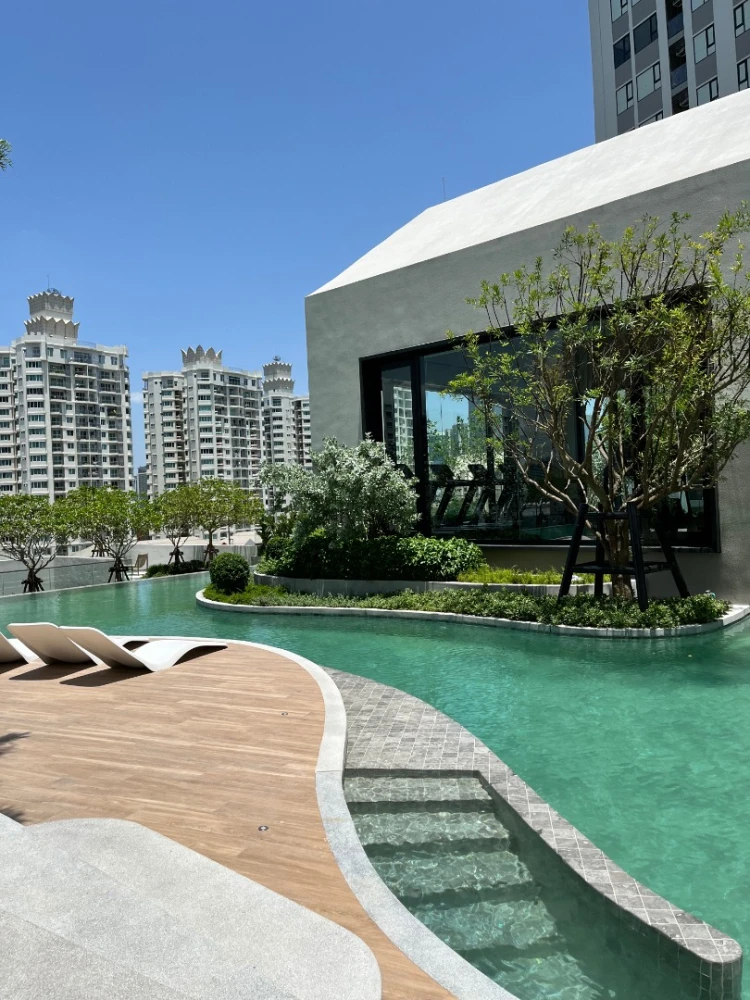 ขาย คอนโด COBE Ratchada Rama 9  2 ห้องนอน ชั้น 27 ห้องมีเพดานสูงพิเศษ 5 เมตร ให้ความรู้สึกโปร่งและบรรยากาศการอยู่อาศัยแบบ Penthouse จองเลย