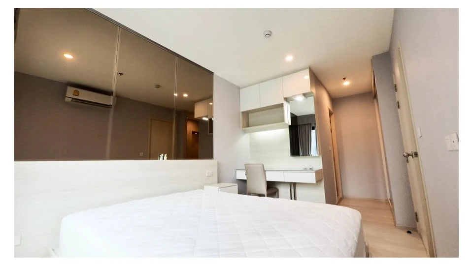 ขาย คอนโด Life Asoke  ห้องพร้อมอยู่ ชั้นสูง บิ้วอินภายในอย่างดี รีบจองเลยห้ามพลาด+++