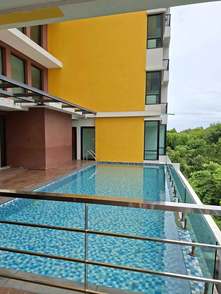 ขาย คอนโด  Rizzo Condo บางกร่าง  ห้องกว้างอยู่สบาย ชั้นไม่สูง รีบจองเลย+++