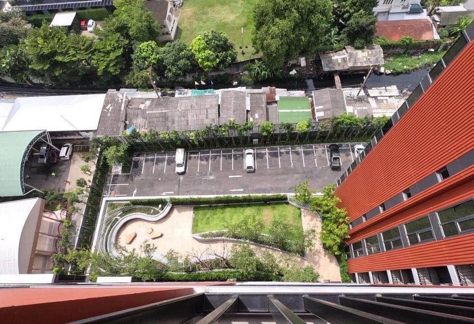 ขาย คอนโด The Base Garden พระราม9 เฟอร์นิเจอร์ครบ พร้อมอยู่ อย่ารอช้า ด่วนๆๆ