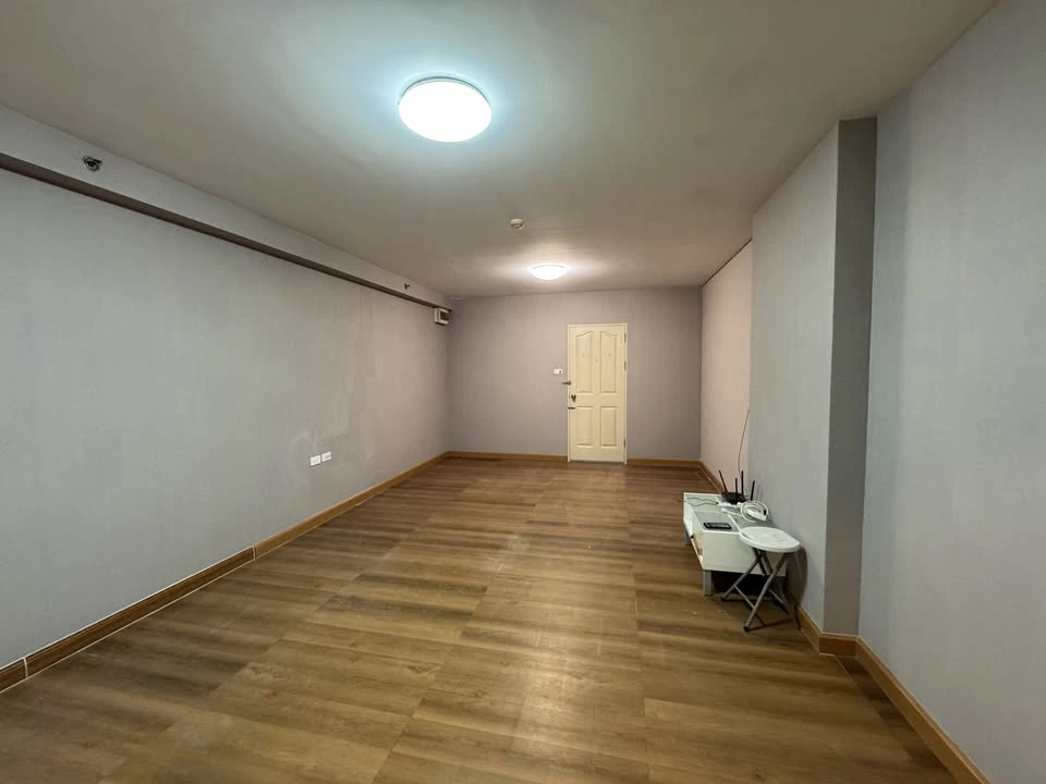 ขาย ซิตี้ โฮม สี่แยกท่าพระ ตกแต่งเฟอร์นิเจอร์ครบชุด และเครื่องใช้ไฟฟ้าพร้อมใช้งาน น่าจองสุดๆเลย