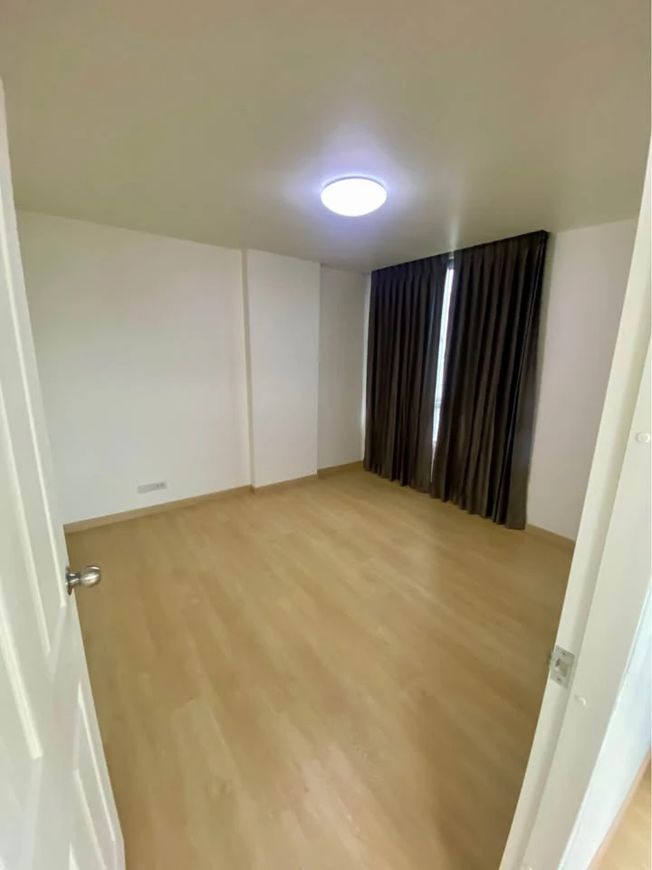 ขาย ซูม คอนโด เพลส ห้องมุม unit น้อย เงียบสงบมาก มีความเป็นส่วนตัวแบบสุดๆ พลาดแล้วจะเสียใจ