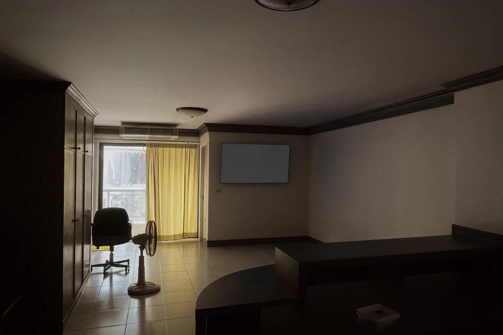 ขาย ฌ็องเซลิเซ่ ติวานนท์ คอนโดราคาดี ห้องกว้าง มีพนักงานรักษาความปลอดภัยทุกตึก เสียงไม่ดัง รีบจองเลย