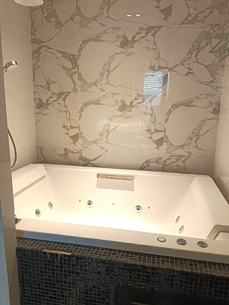 ขาย ณุศาศิริ แกรนด์ คอนโด ห้องกว้างขวาง พร้อมอยู่ เฟอร์พร้อม ชั้นสูง