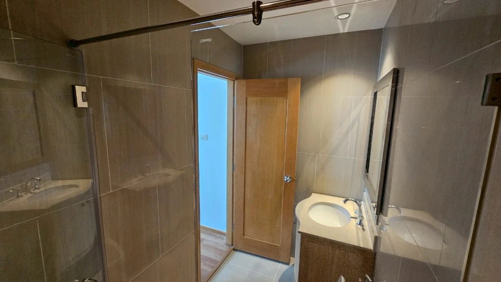 ขาย ดิ เอ็มไพร์ เพลส สาทร ห้องพร้อมอยู่ เฟอร์พร้อม ห้องกว้างอยู่สบาย อยู่ได้เป็นครอบครัว จองเลย