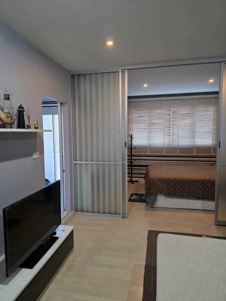 ขาย ดี คอนโด รามอินทรา มีประตูกั้นห้อง แยกเป็นสัดส่วน ตกแต่ง buitin ครบพร้อมเข้าอยู่