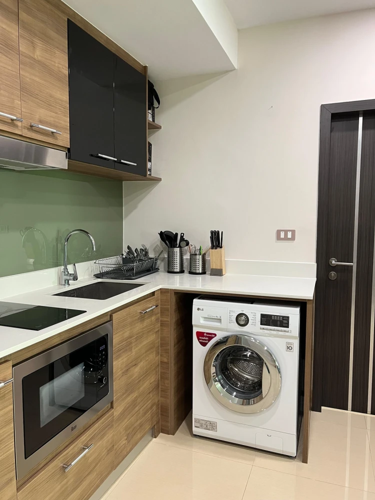 ขาย ดุสิต แกรนด์ คอนโด วิว ห้องกว้างแบบ 2 ห้องนอน อยู่ชั้นสูงมากๆ ได้วิวทะเลสวยงาม เฟอร์นิเจอร์ครบครัน รีบจองเลย