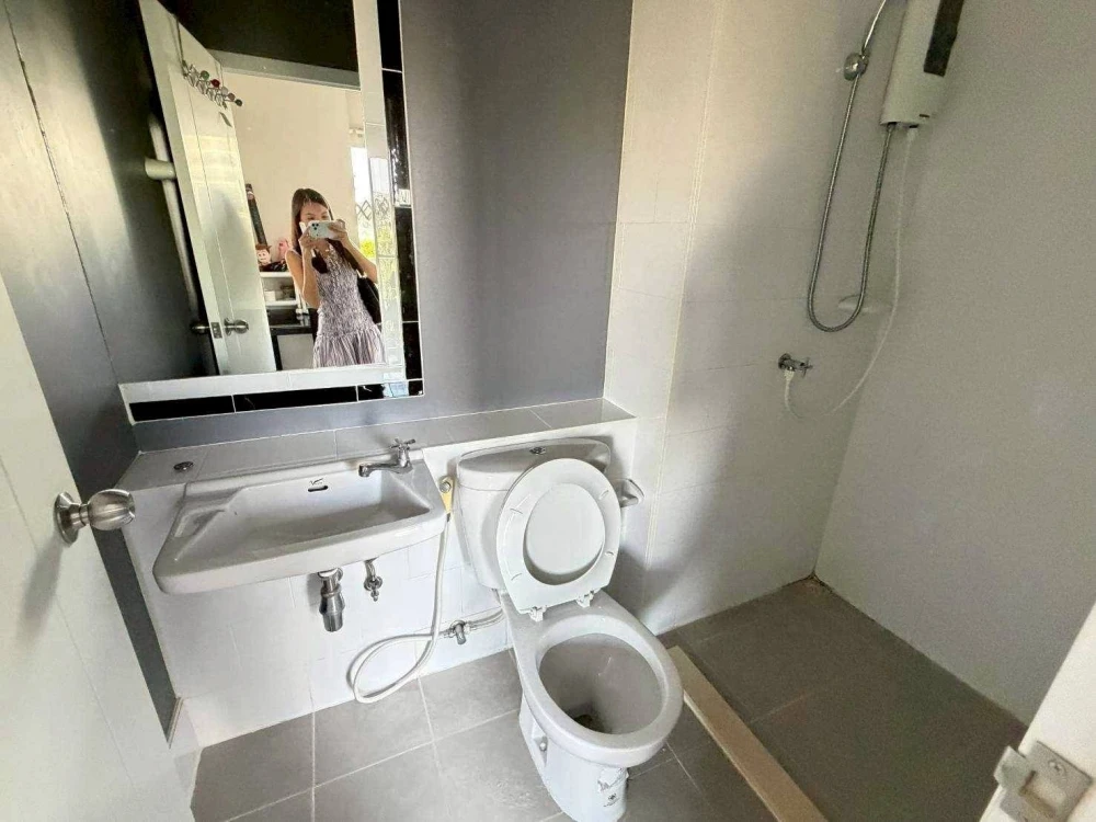 ขาย พลัมคอนโด พาร์ค รังสิต เฟส 1-3 อยู่แล้วสบายใจ เหมือนได้บ้านหลังที่สอง ซื้อเลย!!