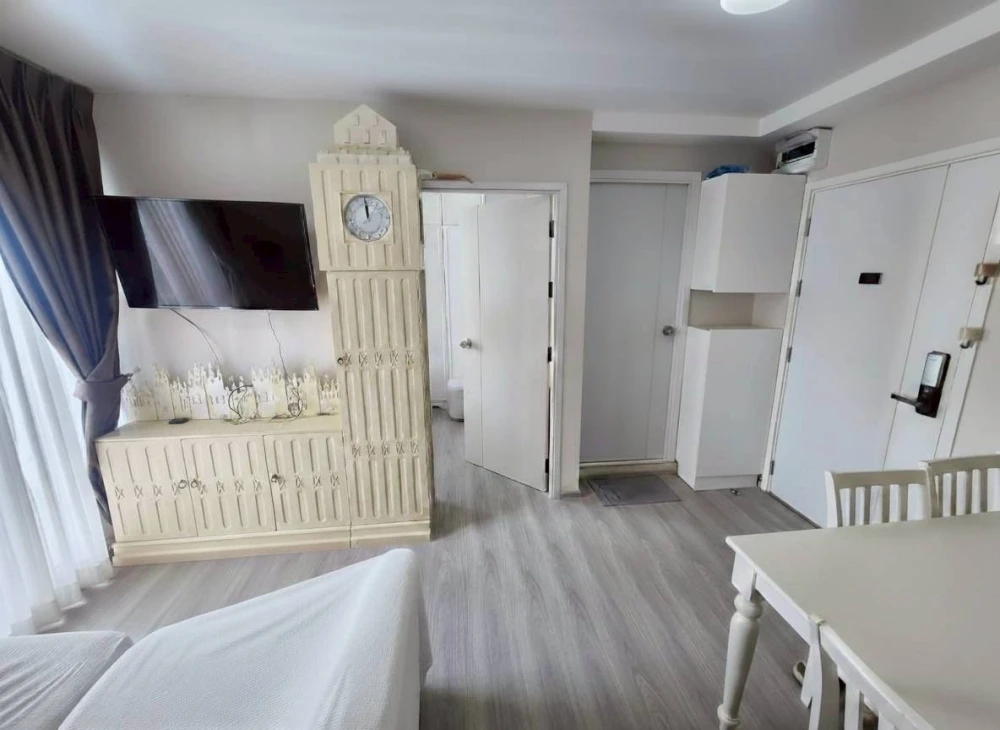 ขาย พลัมคอนโด รามคำแหง 60 ห้องไทป์ใหญ่ ไม่วุ่นวาย วิวสระว่ายน้ำ บิ๊วอินสีโทนขาวครีมสวยมาก พลาดแล้วจะเสียใจ