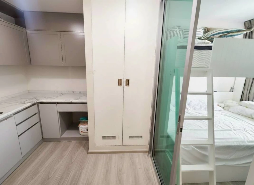 ขาย พลัมคอนโด รามคำแหง 60 ห้องไทป์ใหญ่ ไม่วุ่นวาย วิวสระว่ายน้ำ บิ๊วอินสีโทนขาวครีมสวยมาก พลาดแล้วจะเสียใจ