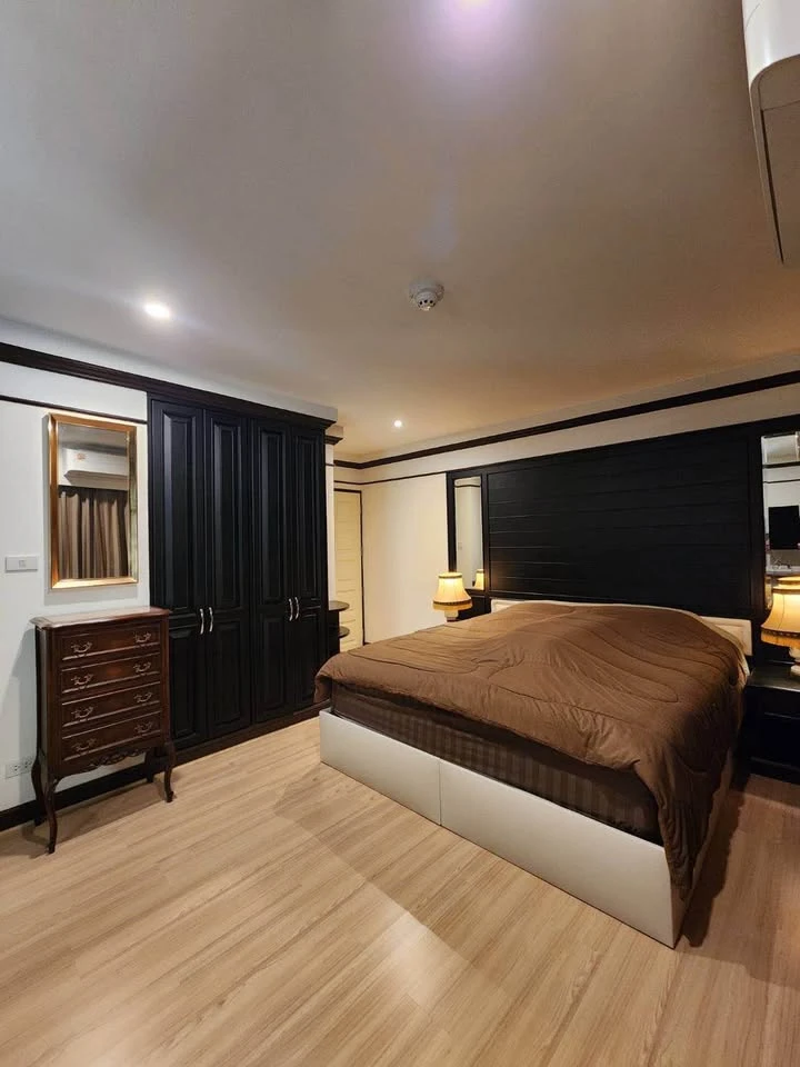 ขาย ฟลอร่า วิลล์ ห้องกว้างสุดๆ ให้ความรู้สึกเหมือนอยู่บ้าน Build In Furniture ไม้ทั้งหลัง วิวโล่ง ไม่มีตึกบัง จองเลย