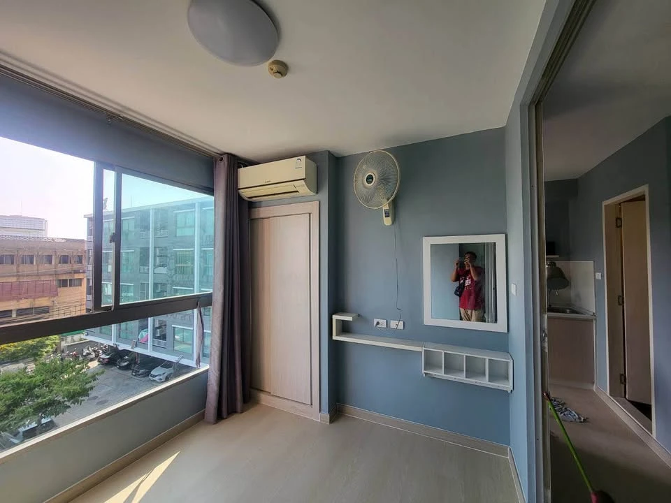 ขาย ฟีล คอนโด ปิ่นเกล้า - จรัญ 59 วิวไม่บล็อค ติดวอลเปเปอร์อย่างดี จองก่อนได้ออยู่ก่อนเลยจ้า