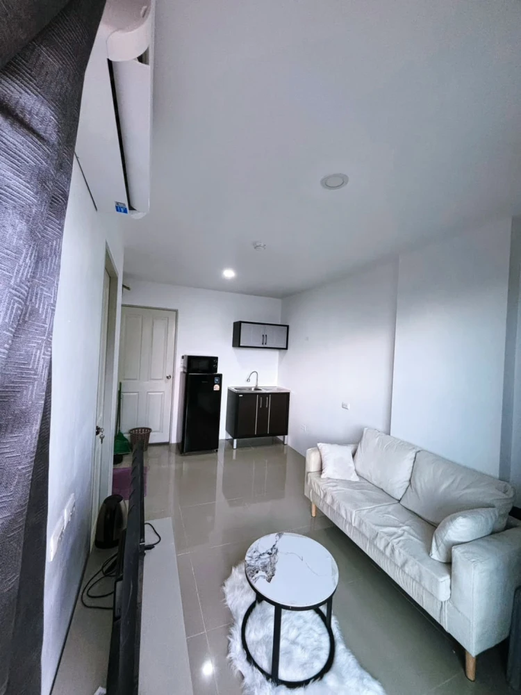 ขาย รอยัล ฮิลล์ รีสอร์ท บ่อวิน ห้องสวย ทำเลดี ใกล้แหล่งช้อปปิ้ง เฟอร์นิเจอร์ครบ มาแต่ตัวเข้าอยู่ได้เลย