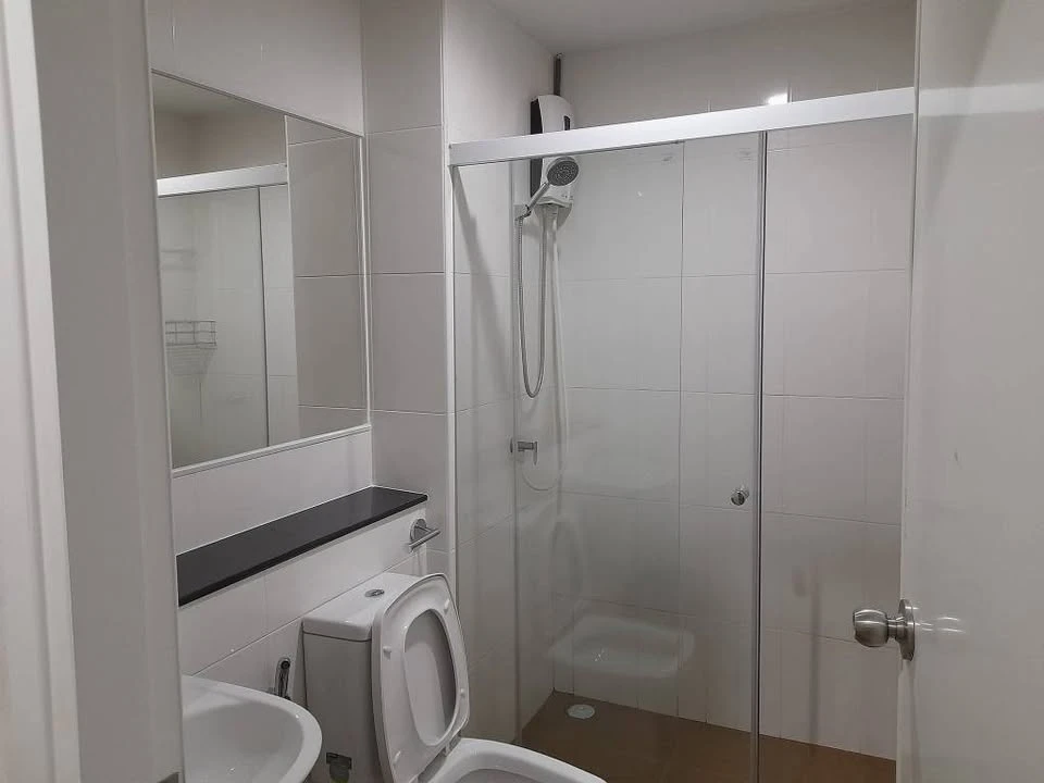 ขาย รีเจ้นท์ โฮม บางซ่อน ตึก B ชั้น 16 เฟอร์นิเจอร์อย่างดีทั้งห้อง กั้นห้องนอนเป็นสัดส่วน สนใจจองเลย