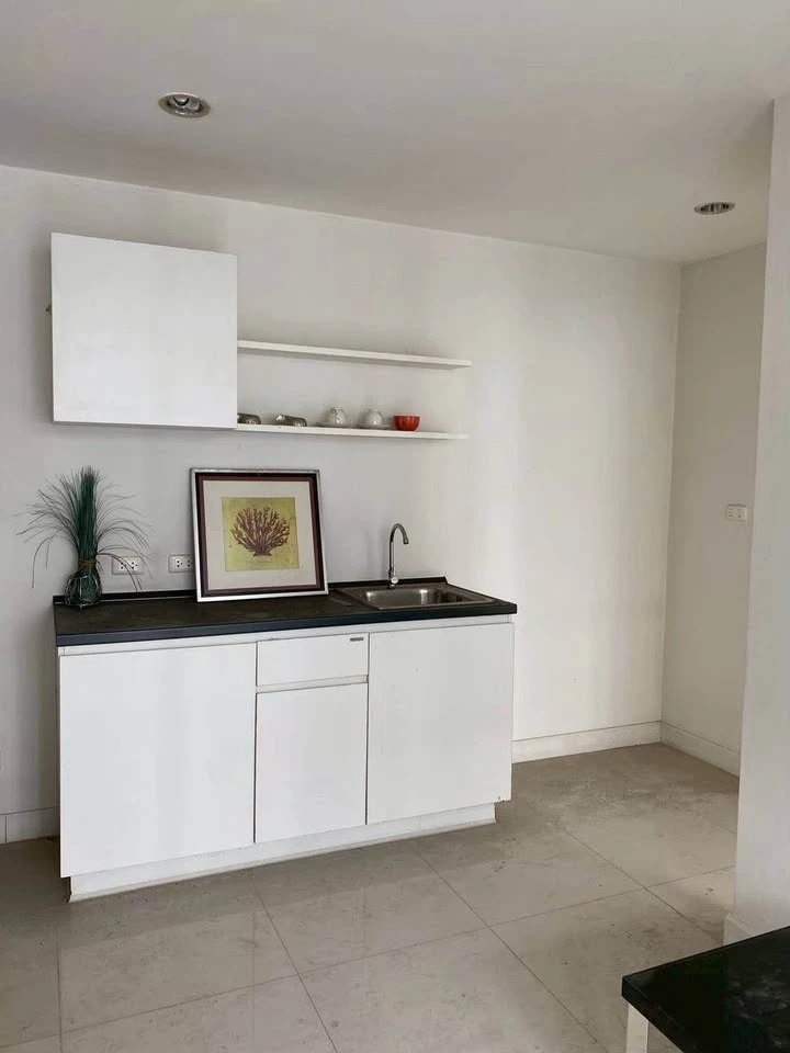 ขาย ลีโว ลาดพร้าว 18 ชั้น 6 ห้องมุม ลมดี ฮวงจุ้ยดี พื้นที่กว้างอยู่สบาย สนใจจองเลย