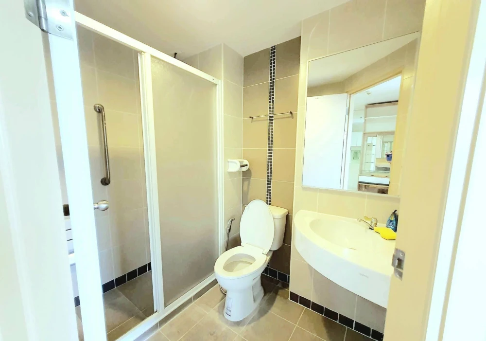 ขาย ลุมพินีคอนโดทาวน์ รามอินทรา-นวมินทร์  ห้องพร้อมอยู่ เฟอร์ + เครื่องใช้ไฟฟ้าพร้อม จองเลย ห้ามพลาด +++