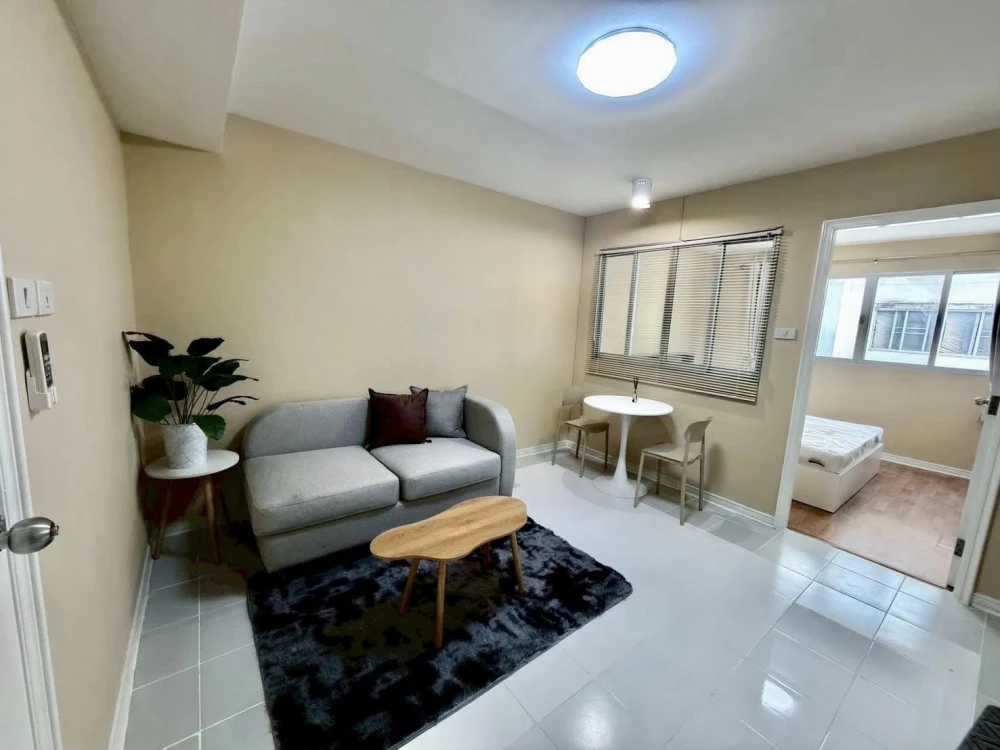 ขาย ลุมพินีเซ็นเตอร์ นวมินทร์ ตกแต่งสไตล์โมเดิร์น ลมดี วิวสวย  เฟอร์นิเจอร์และเครื่องอำนวยความสะดวก (ครบชุด!)