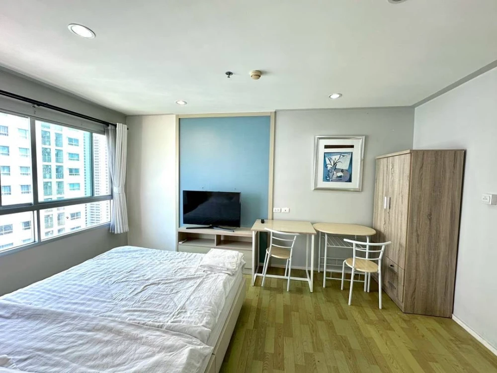 ขาย ลุมพินี พาร์คบีช จอมเทียน ตึก D ชั้น 25 วิวสระว่ายน้ำสวย ห้องสวย วิวปัง ราคาดี ห้ามพลาด!