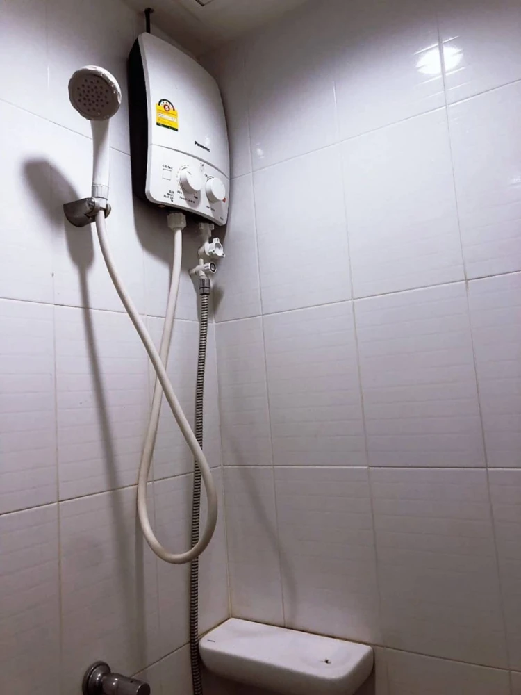 ขาย  ลุมพินี พาร์ค เพชรเกษม 98 ห้องเปล่า พร้อมลากกระเป๋ามาได้เลย มาเป้นเจ้าของกันด่วนๆจ้า