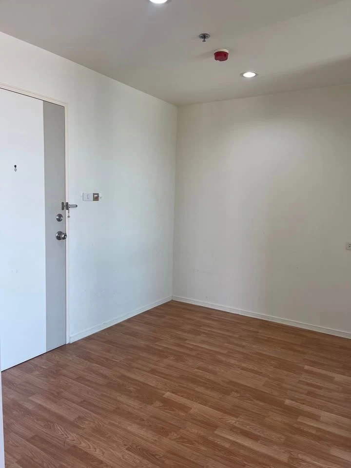 ขาย ลุมพินี วิลล์ นครอินทร์-ริเวอร์วิว ชั้น 16 วิวสวน ไม่ติดอาคาร ห้องมุมมีความเป็นส่วนตัว ราคาอย่งคุ้ม จองเลยเลยจ้า