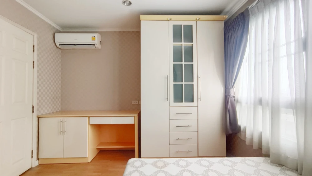 ขาย ลุมพินี วิลล์ พหล-สุทธิสาร เฟอร์นิเจอร์ built-in อ่างอาบน้ำ เครื่องใช้ไฟฟ้า พร้อมเข้าอยู่ได้ทันที