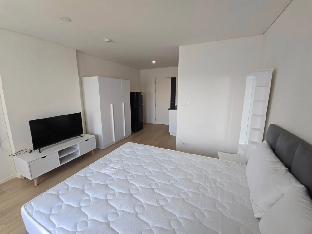 ขาย ลุมพินี วิลล์ แจ้งวัฒนะ 10 ห้องสตูดิโอ เฟอร์นิเจอร์และเครื่องใช้ไฟฟ้าครบครัน หิ้วกระเป๋าเข้าอยู่ได้เลยจ้า