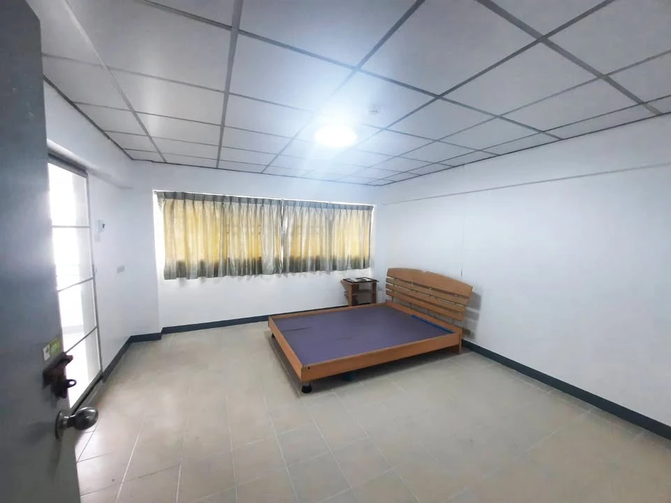 ขาย ลุมพินี เซ็นเตอร์ แฮปปี้แลนด์ เฟส 1-4 ห้องสตูดิโอ ทำเลดี เหมาะเป็นที่พักอาศัย การเดินทางสะดวก รีบจองเลย