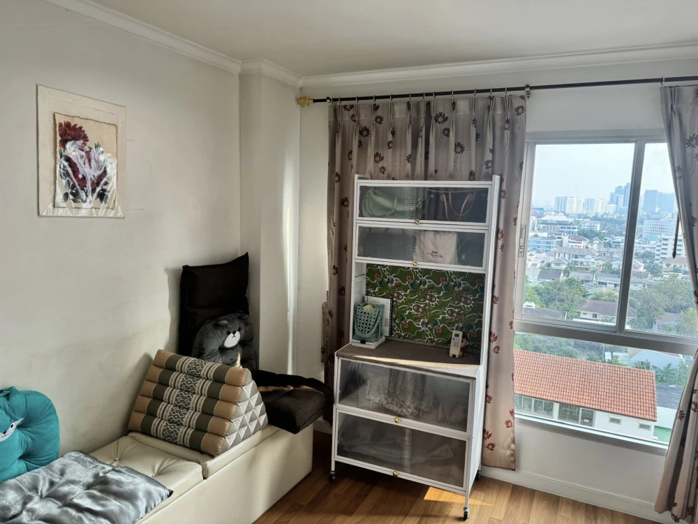 ขาย ลุมพินี เพลส รัชโยธิน ห้องพร้อมอยู่ เฟอร์พร้อม จองเลย