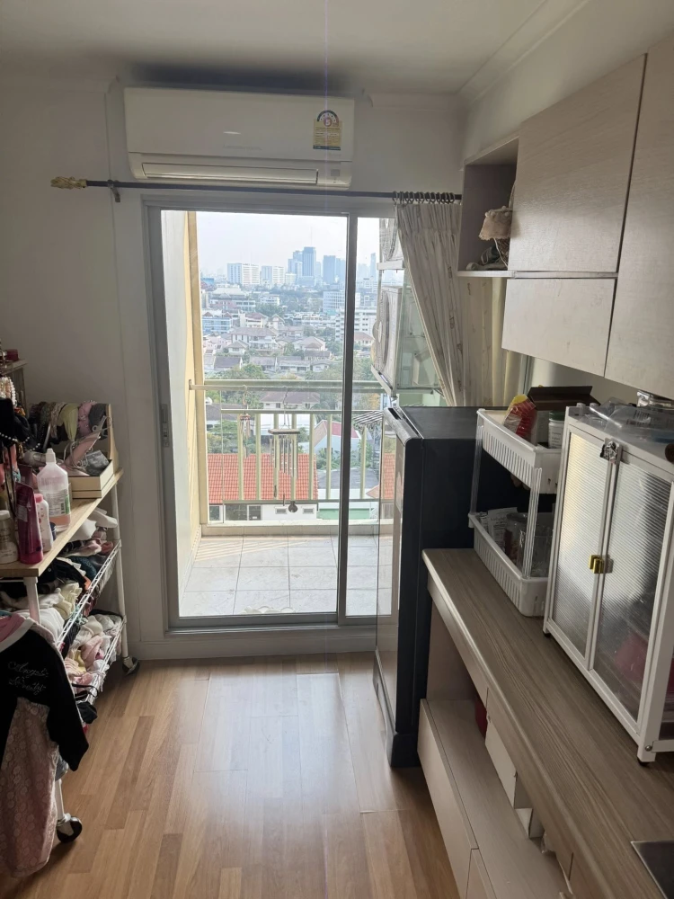 ขาย ลุมพินี เพลส รัชโยธิน ห้องพร้อมอยู่ เฟอร์พร้อม จองเลย