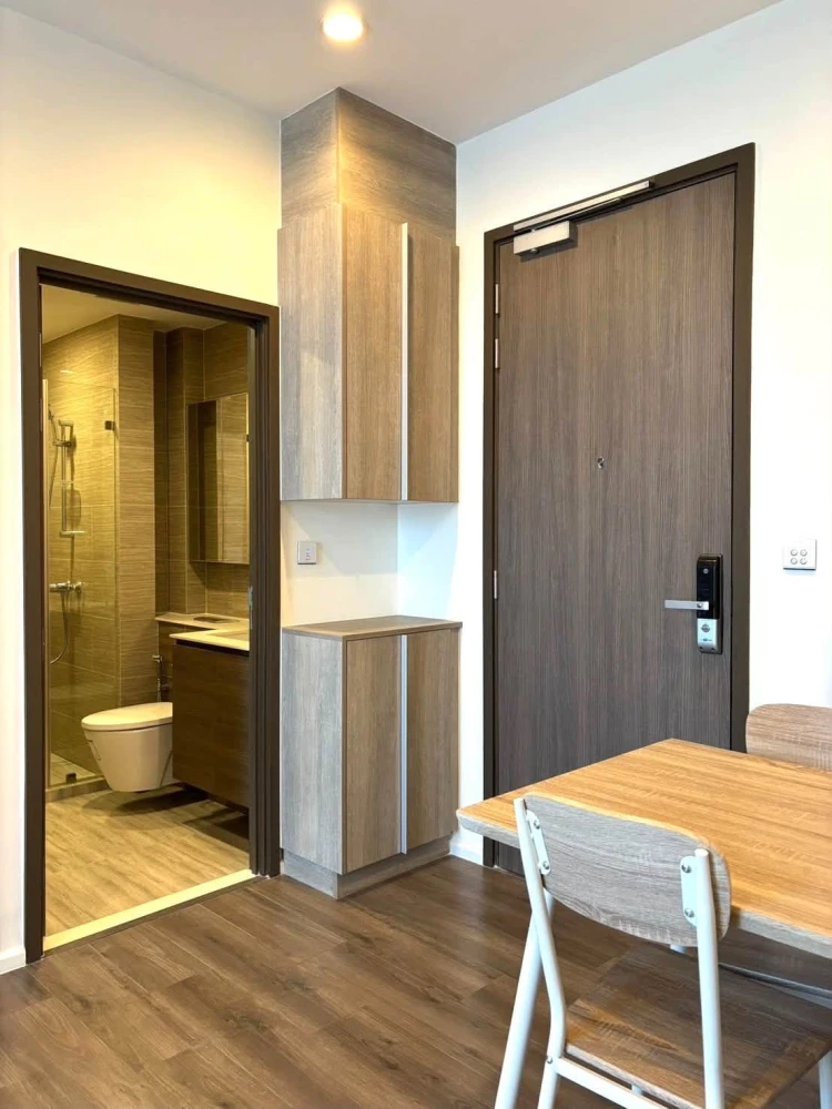 ขาย วิสซ์ดอม เอสเซ้นส์ ห้องใหญ่แบบ 2 ห้องนอน 2 ห้องน้ำ พร้อมเครื่องใช้ไฟฟ้าครบครัน รีบจองเลย