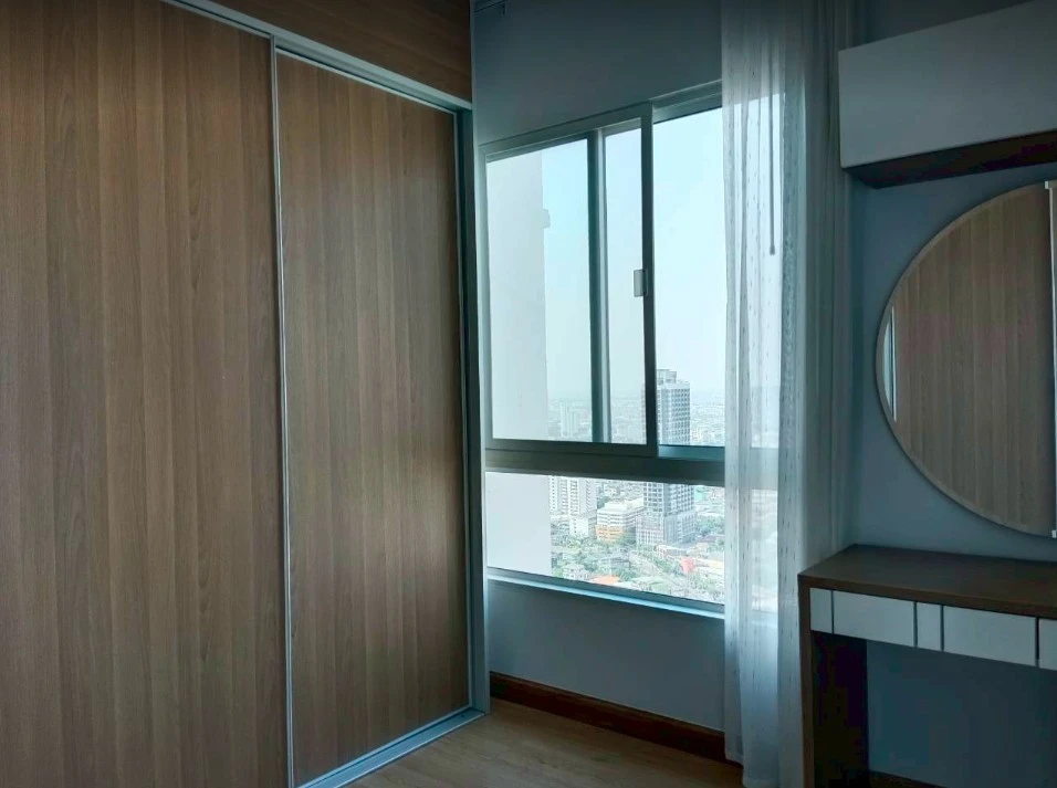 ขาย ศุภาลัย ริเวอร์ รีสอร์ท แบบ สองห้องนอน หนึ่งห้องน้ำ ห้องอยู่ชั้นสูงสุดยอด ได้วิวสวยมาก รีบจองเลย