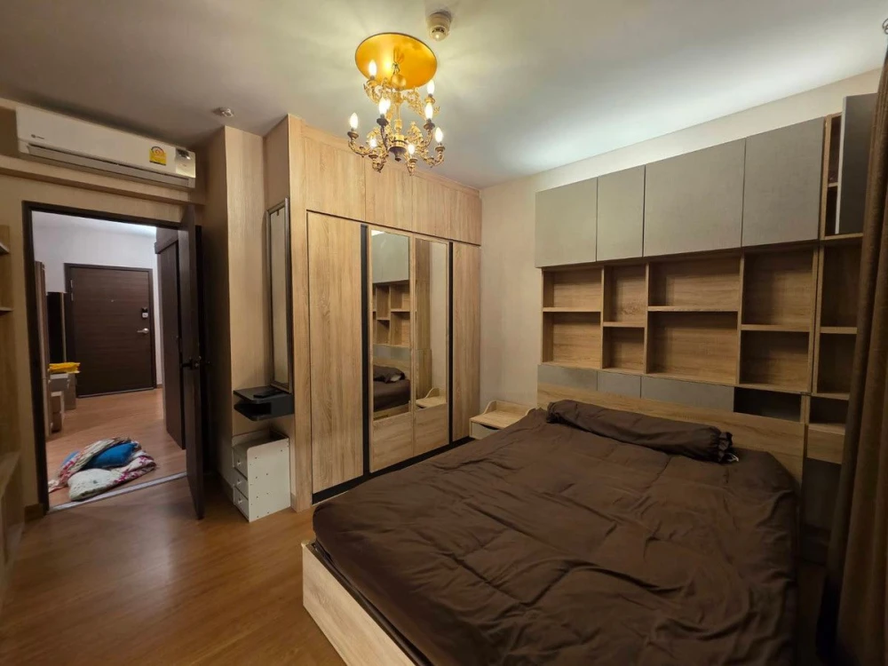 ขาย ศุภาลัย เวอเรนด้า รัชวิภา-ประชาชื่น ห้องหัวนอน ห้องสุดท้าย ทั้ง 2 ห้องนอน ไม่ติดกับห้องใด ๆ เป็นส่วนตัวสุดๆ