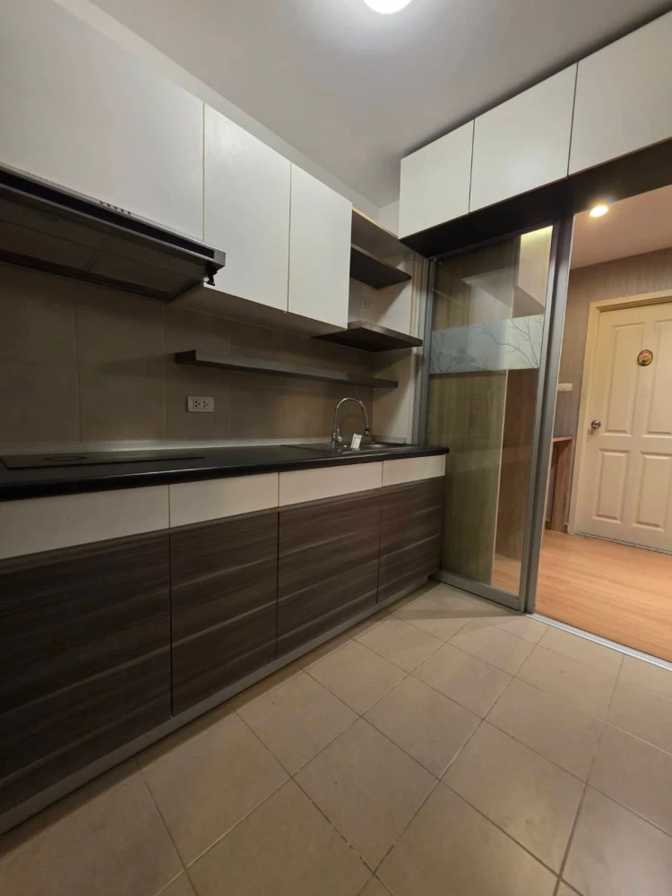 ขาย ศุภาลัย เวอเรนด้า รัชวิภา-ประชาชื่น ห้องหัวนอน ห้องสุดท้าย ทั้ง 2 ห้องนอน ไม่ติดกับห้องใด ๆ เป็นส่วนตัวสุดๆ