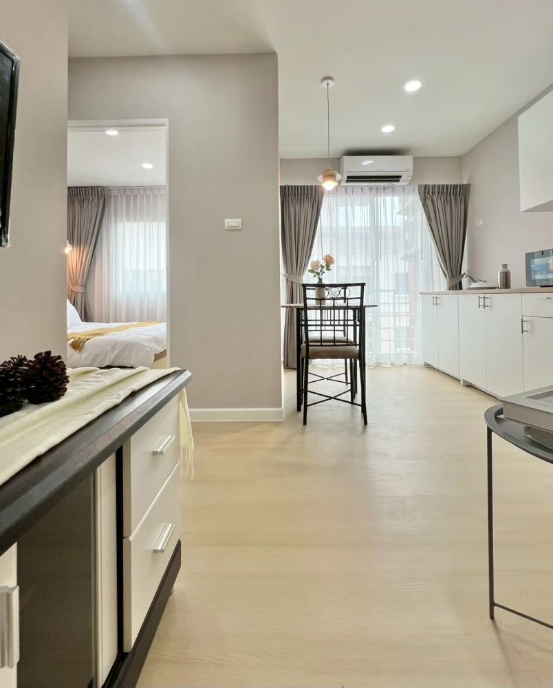 ขาย สมาร์ทคอนโด พระราม 2 ฟังก์ชันลงตัว เฟอร์นิเจอร์ครบ ระเบียงวิวโล่ง ลมดี อากาศถ่ายเทตลอดวัน จัดเลย