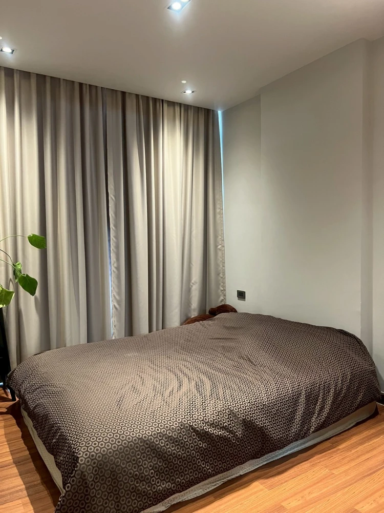 ขาย อยู่เจริญ เรสซิเด้นท์ ทาวน์ อิน ทาวน์ วิวสระน้ำ โล่ง สบายตา ไม่ติดลิฟต์ ลดเสียงรบกวน ติดบันไดหนีไฟ คนผ่านน้อย เป็นส่วนตัวสูง