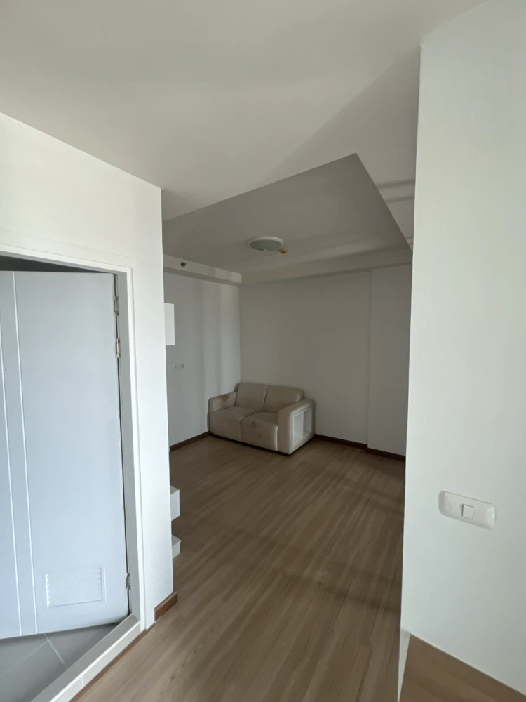 ขาย เจ คอนโด สาทร-กัลปพฤกษ์ วิว 360 องศา พร้อมสิ่งอำนวยความสะดวกครบครัน สไตล์รีสอร์ท!